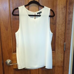 Pleione Cream Sleeveless Blouse